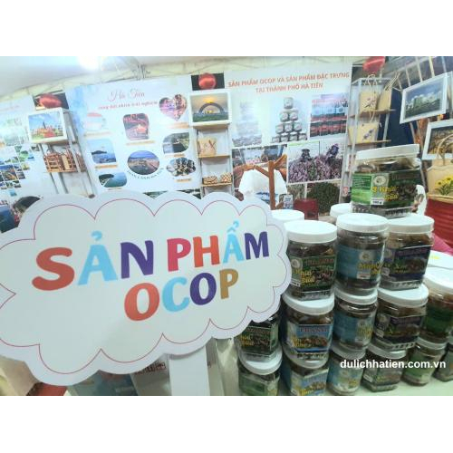 Hà Tiên Tổ Chức Lễ Hội Truyền Thống Kỷ Niệm 261 Năm Ngày Mất Bà Mạc Mi Cô