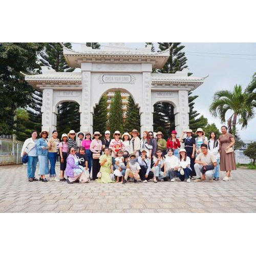 Trung tâm Xúc tiến Thương mại và Du lịch Hà Tiên: Hành trình ý nghĩa nhân dịp 20/10 tại Long Xuyên - Châu Đốc