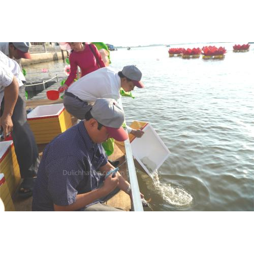 Phường Hà Tiên (An Giang): Thả Hơn 1 Triệu Con Giống Tái Tạo Nguồn Lợi Thủy Sản Tại Đầm Đông Hồ